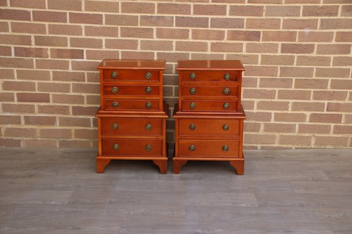 Pair chippendale style - pair,