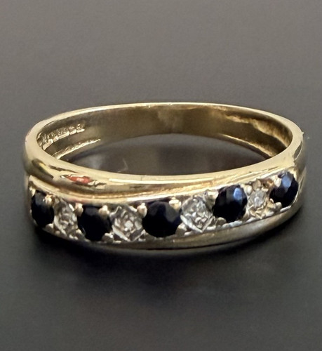 9ct 375 yellow gold - 375,