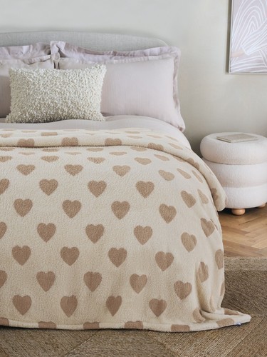Neutral heart supersoft fleece - neutral,