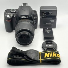 Nikon D40 CCD 6.1MP DSLR w/ 18-55mm f/3.5-5.6G II Lens Shutter Count : 2560 A+++
