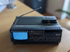 Hanimex Portable Radio