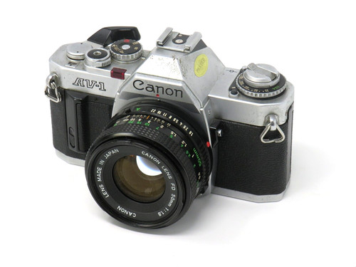 Canon 50mm f1 8 fd - av-1,