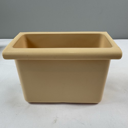 Vintage rubbermaid 2909 almond - vintage,