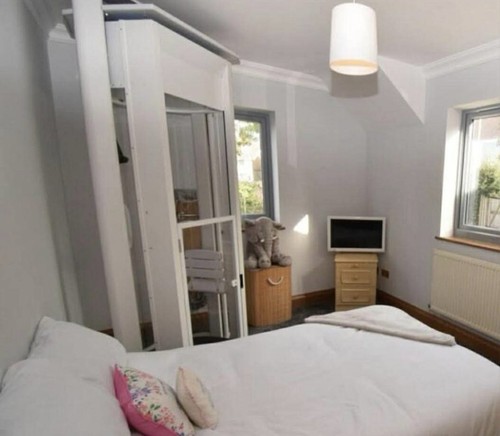 Stiltz through floor home - through,