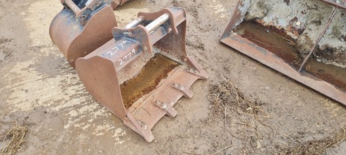 600mm excavator digging - excavator,
