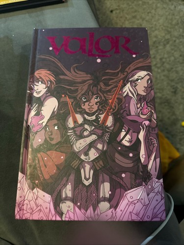 Valor isabelle melancon - by,