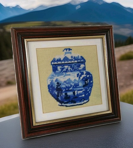Blue white ginger jar - blue,