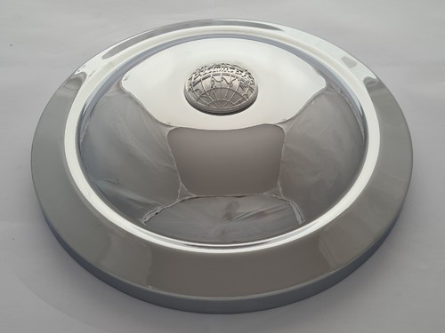 Triumph roadster hub cap - roadster,
