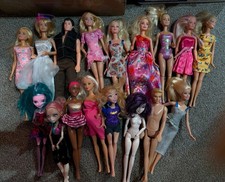 Bundle 17 Dolls Mattel Monster
