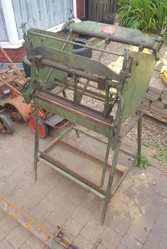 Gabro box pan folder - box,