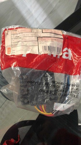 Aprilia voltage regulator - voltage,