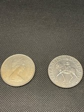 2 x 25p coins. Vintage coins