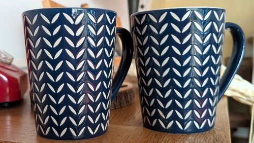 Dunelm textured ceramic - 2,