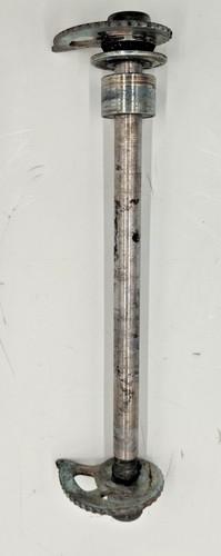 Wheel pin suzuki 650 - dr,