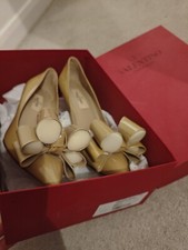 Authentic VALENTINO Garavani