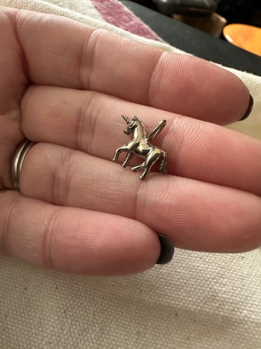 Brand new unworn - new,