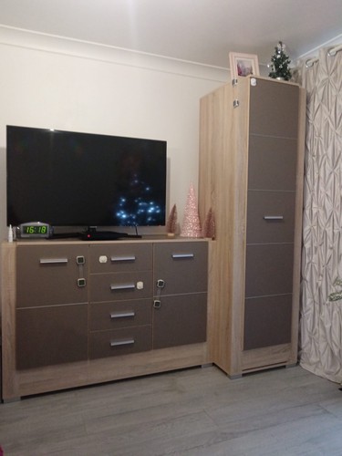 Furniture chest drawers - of,
