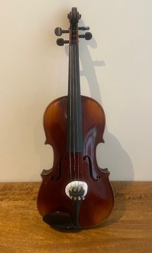 Old vintage violin full size - size,