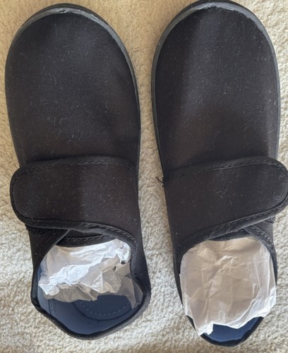 Bnwt unisex school black - bnwt,