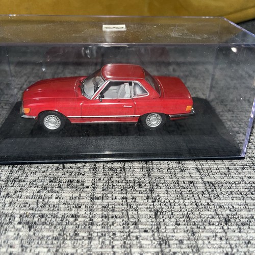 Boxed model minichamps - 1/43,