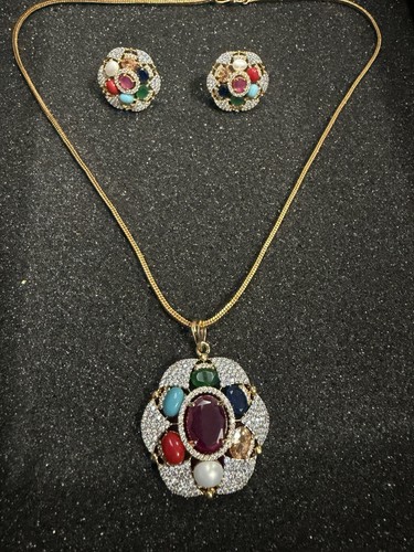 Multicoloured semi precious - multicoloured,