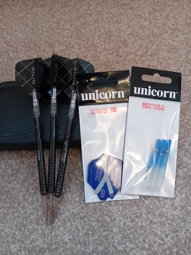 Black gary anderson darts - anderson,