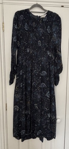 Navy blue dress with paisley - blue,