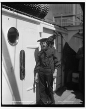 USS Raleigh,ship's mascot,monkeys,American cruisers,warships,boats,sailors,1894