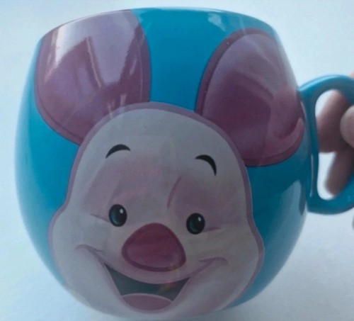 Disney winnie the pooh piglet - pooh,