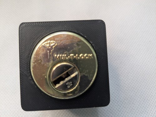 Lock holder for rim - lock,