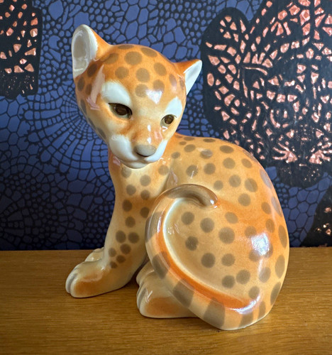 Lomonosov small leopard - lomonosov, leopard"