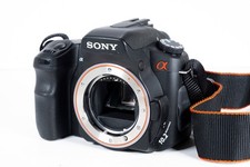 Sony Alpha A200 10.2MP Digital