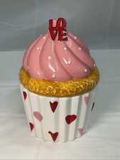 David’s Cookies Cupcake Cookie Jar 7” Love Hearts Valentines