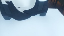 BLACK ANKLE BOOTS - POINTY TOE - 5.5CM HEEL - BRAND NEW - NEVER WORN