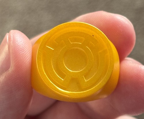 Collectibles yellow lantern - dc,