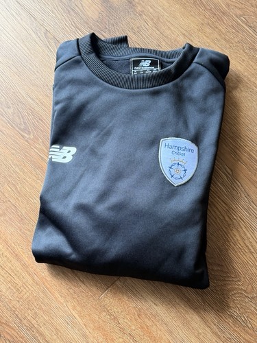 Woman black cricket - black, jumper