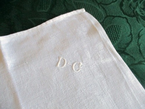 Vintage damask dinner - pr.,