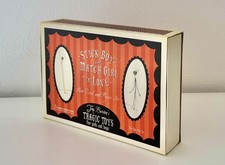 Tim Burton’s Tragic Toys ‘Stick Boy & Match Girl In Love’ Notecard & Figure Set 