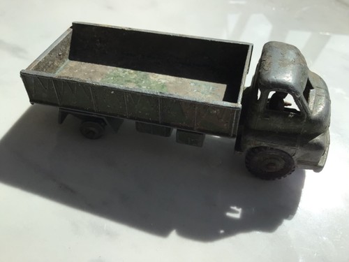 Dinky ton army wagon made - 3,