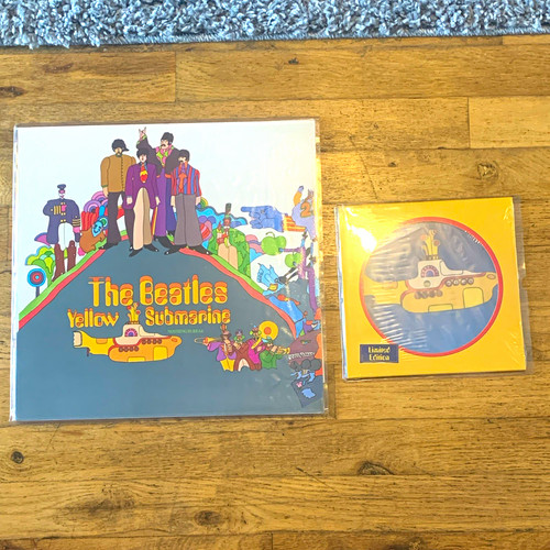 The beatles yellow submarine - yellow,