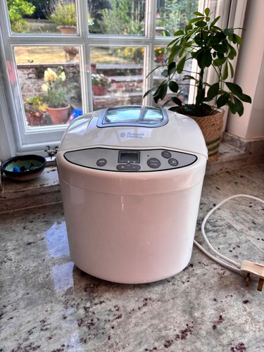 Russell hobbs breadmaker - hobbs,