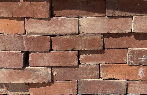 Reclaimed red brindle wirecut - red,