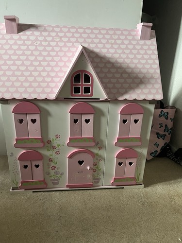 Rosebud cottage dolls - cottage,