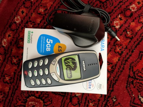 Nokia 3310 mobile phone - phone, blue