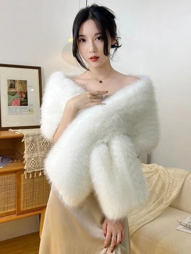 Women fluffy faux fur - fluffy,