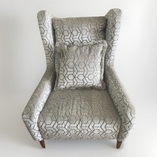 Alexander and James Accent Chair With Matching Cushion - Grey And Silver