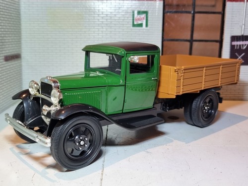 Ford lorry pickup green - aa,