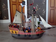 Playmobil 5135 Pirate Ship Figures And Accessories
