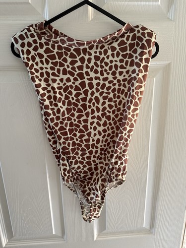 Boohoo giraffe print shoulder - boohoo,