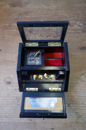 Small musical box - a,